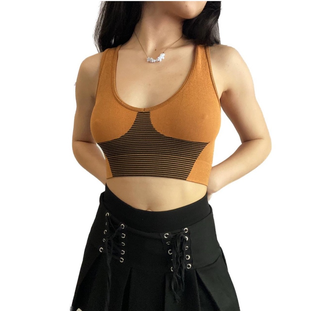 Zara‎ Orange/Brown Star Crop Top. Size M-L (257)